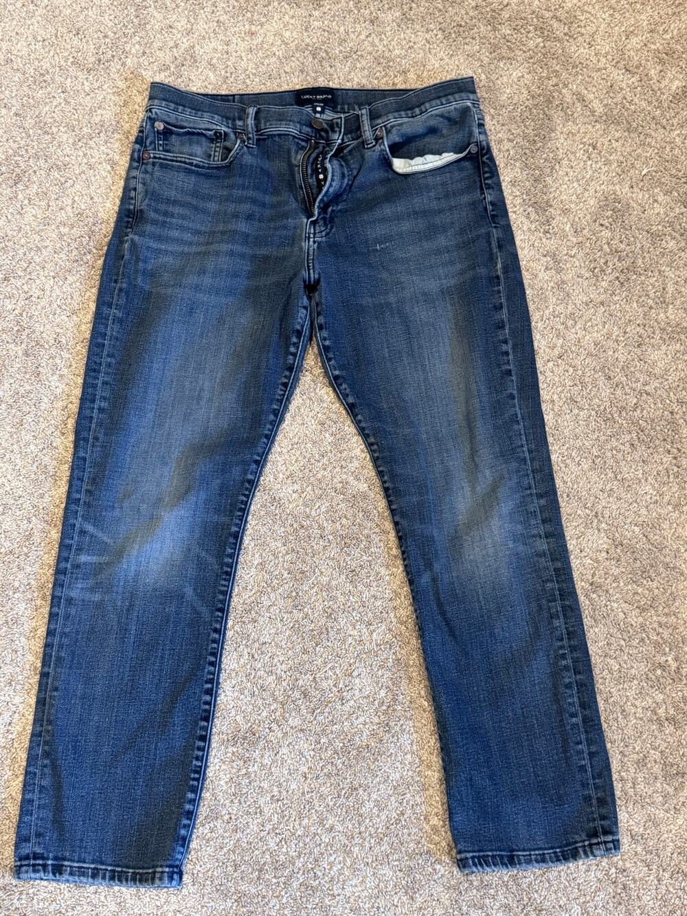 Lucky Brand 410 Athletic Straight Men’s Jeans 34x30 Medium Wash Denim
